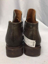 SARTO SIZE 9 1/2 Ladies SHOES