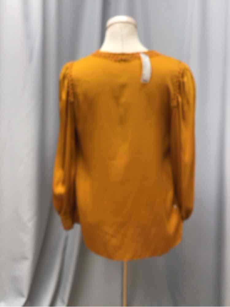 KOBI HALPERIN SIZE MEDIUM Ladies BLOUSE