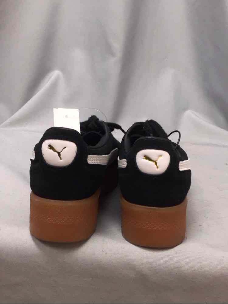 PUMA SIZE 7 1/2 Ladies SHOES