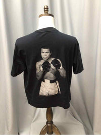 SIZE MEDIUM YPB Men's SHIRTS