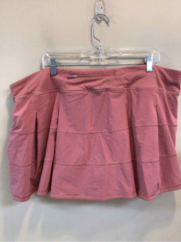 LULULEMON SIZE 20 Ladies EXERCISE
