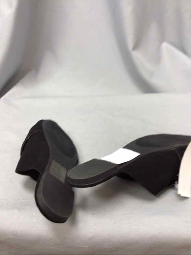 QUPID SIZE 6 Ladies SHOES