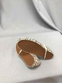 VANS SIZE 6 Ladies SHOES