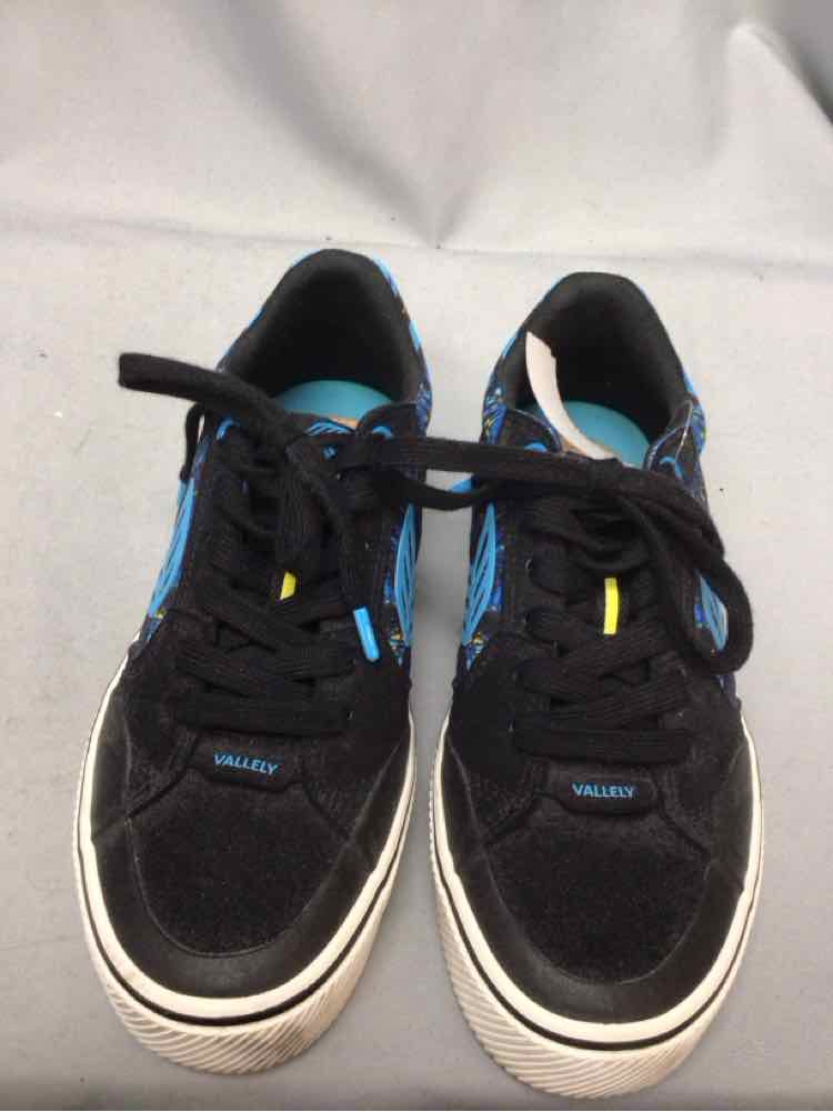 CARIUMA SIZE 8 1/2 Ladies SHOES