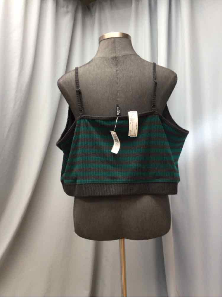 TORRID SIZE 6 X Ladies TOP