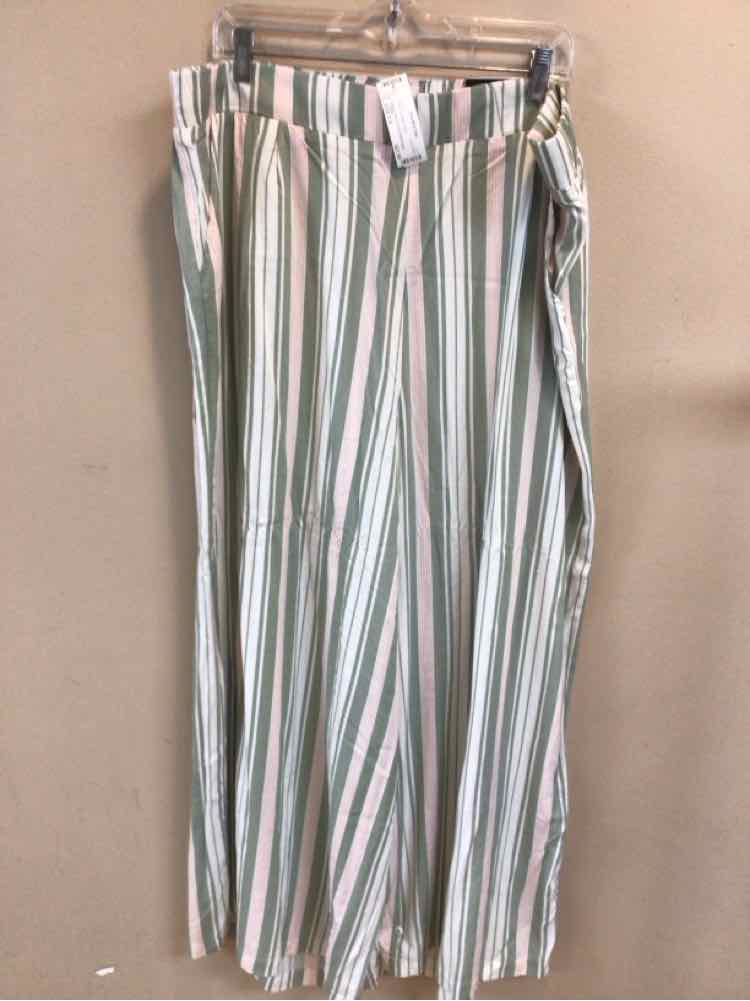 TORRID SIZE 3 X Ladies PANTS