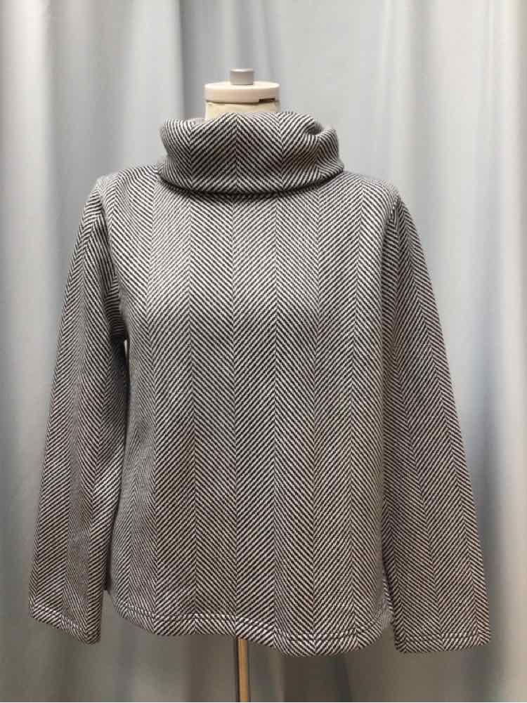 J CREW SIZE LARGE Ladies TOP