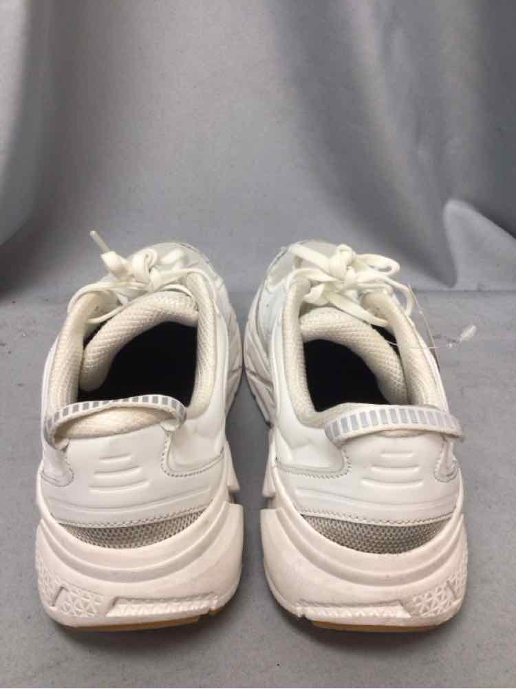 HOKA SIZE 8 Ladies SHOES