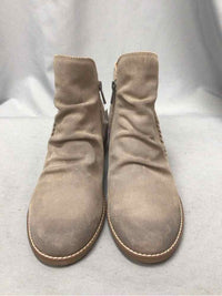 EARTH SIZE 9 Ladies SHOES