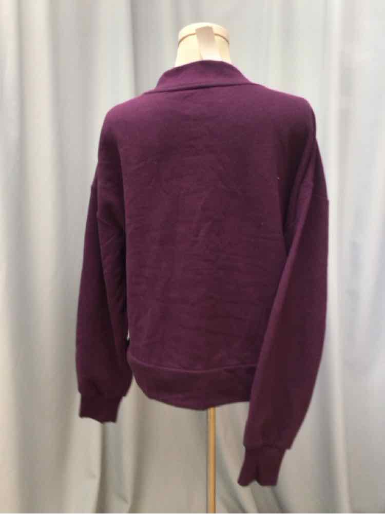 TEK GEAR SIZE X LARGE Ladies TOP