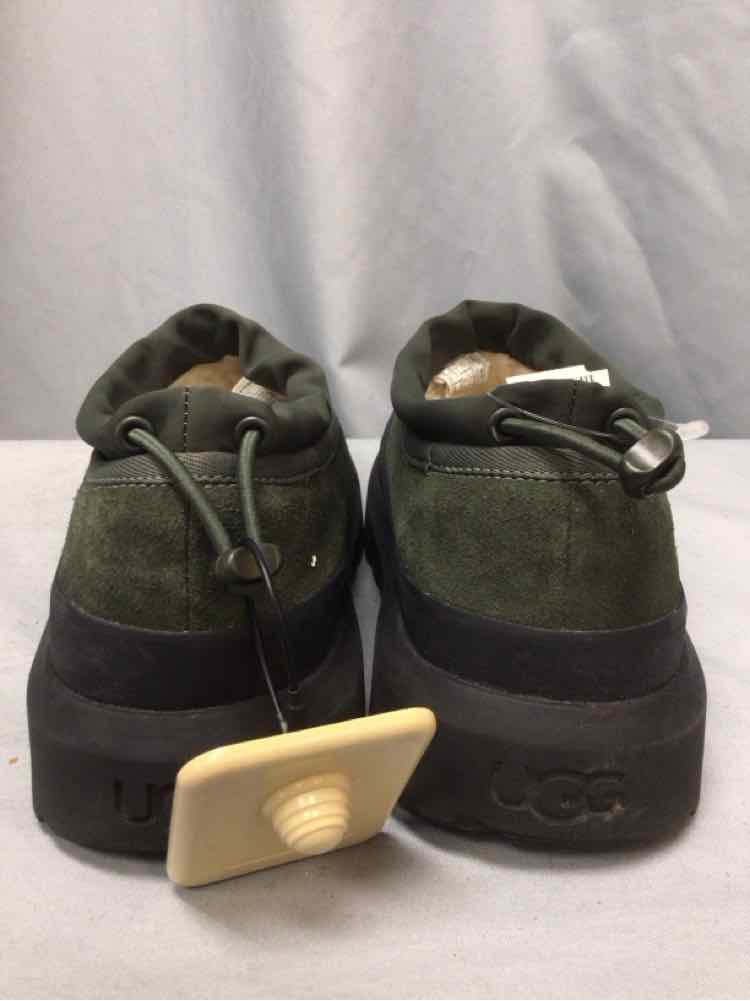 SIZE 8 UGG Men's SHOES