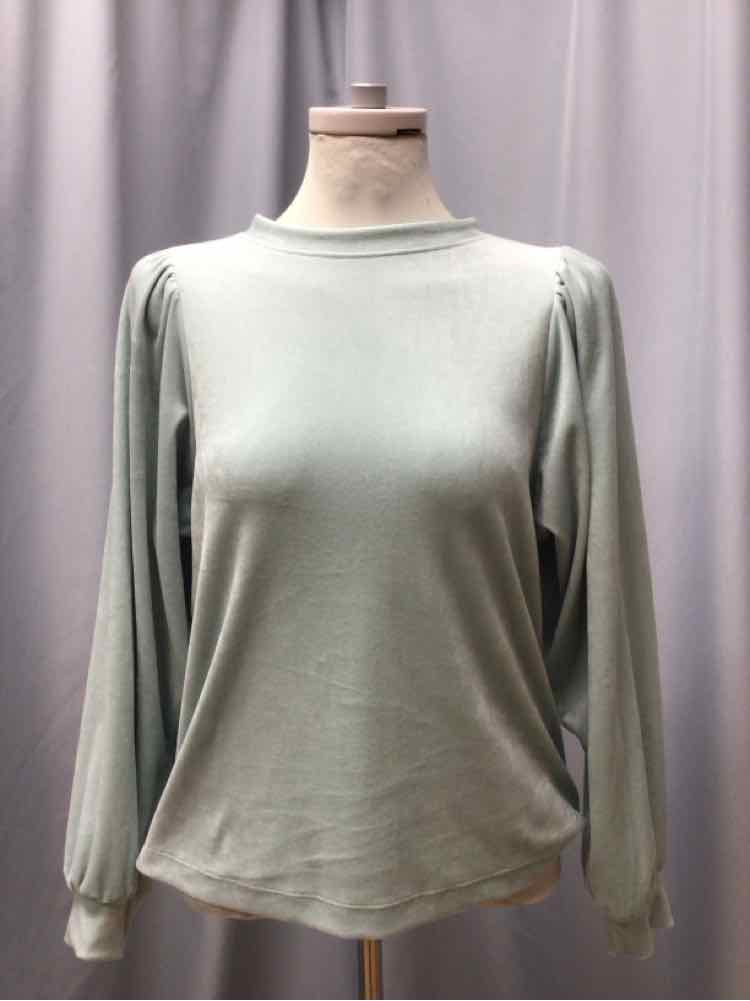 LOFT SIZE SMALL PET Ladies TOP