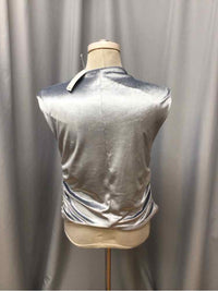 ABERCROMBIE & FITCH SIZE LARGE Ladies TOP