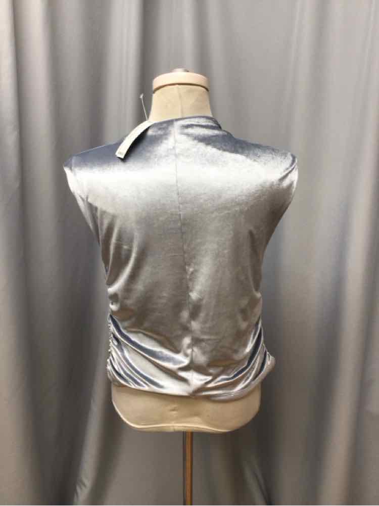 ABERCROMBIE & FITCH SIZE LARGE Ladies TOP