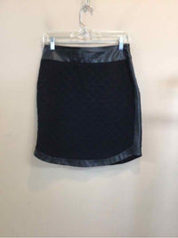 WAI MING SIZE 4 Ladies SKIRT