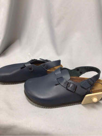 BIRKENSTOCKS SIZE 9 Ladies SHOES
