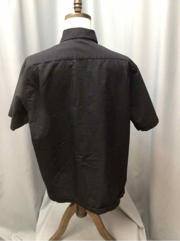 SIZE X LARGE VANTAGE Men's SHIRTS