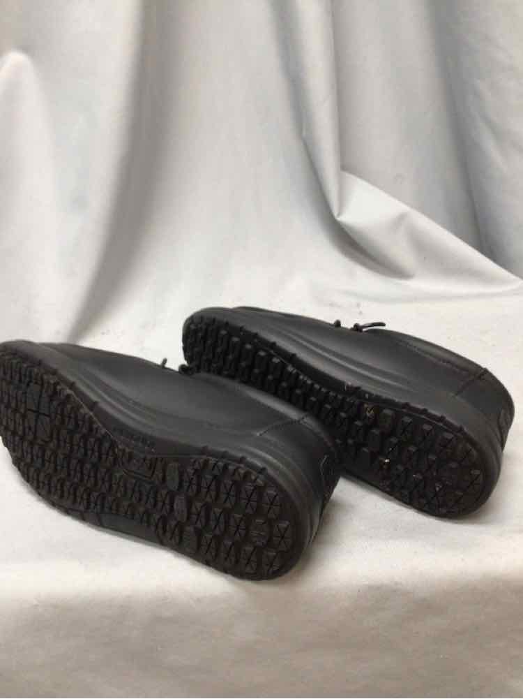 HEY DUDE SIZE 9 Ladies SHOES
