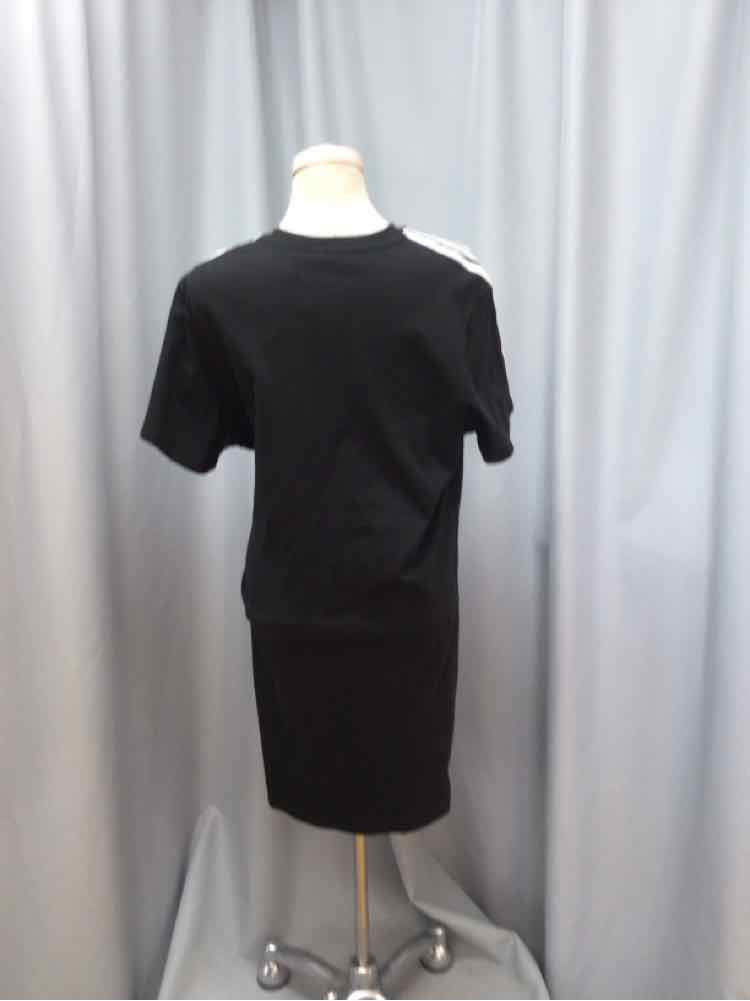 ADIDAS SIZE LARGE Ladies DRESS