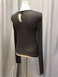 OUT FROM UNDER SIZE SMALL Ladies TOP