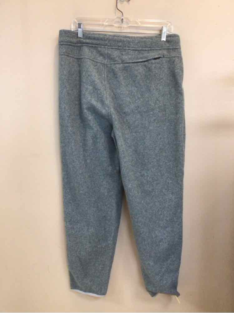 NORTH FACE SIZE LARGE Ladies EXERCISE