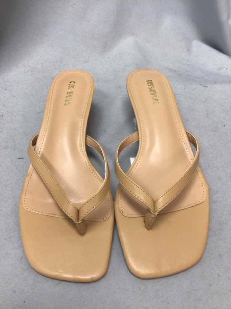 CUSHIONAIRE SIZE 8 1/2 Ladies SHOES