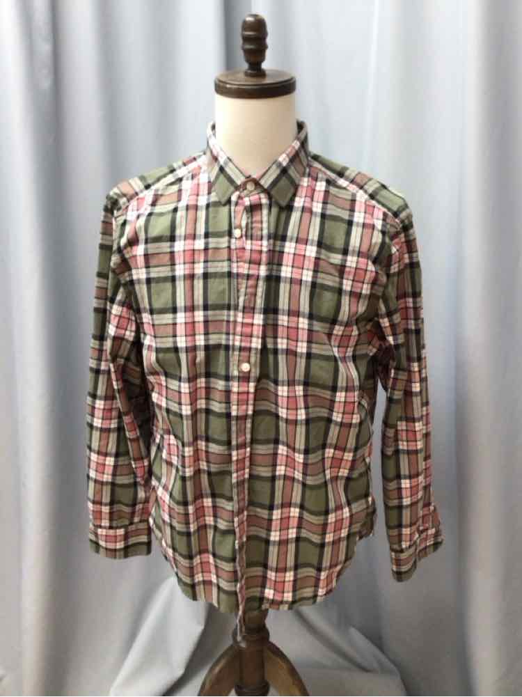 SIZE X LARGE UNTUCKIT Men's SHIRTS