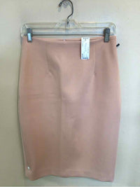 IRIS SETLAKWE SIZE 6 Ladies SKIRT