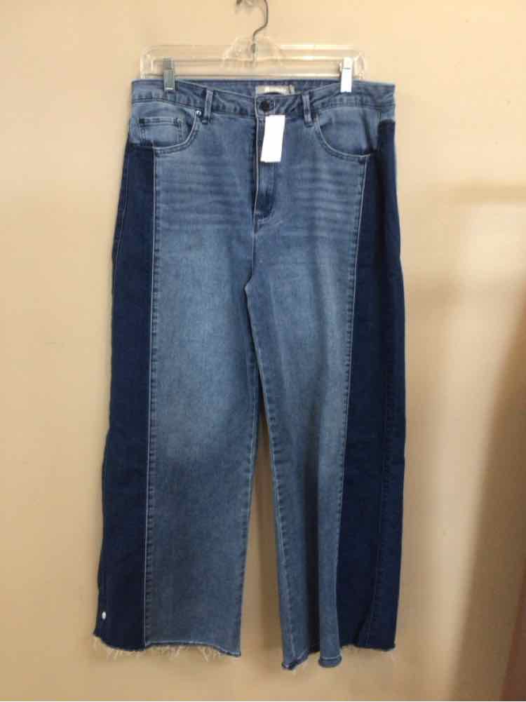 TRACTR BLU SIZE 12 Ladies JEANS