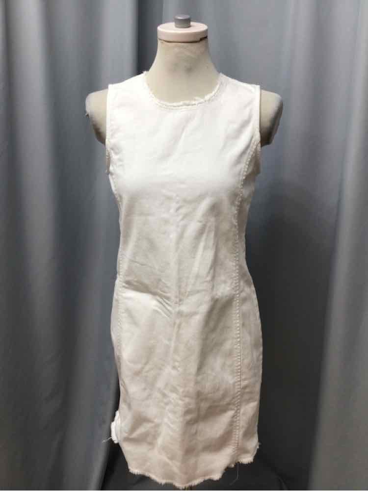 LAUREN SIZE 4 Ladies DRESS