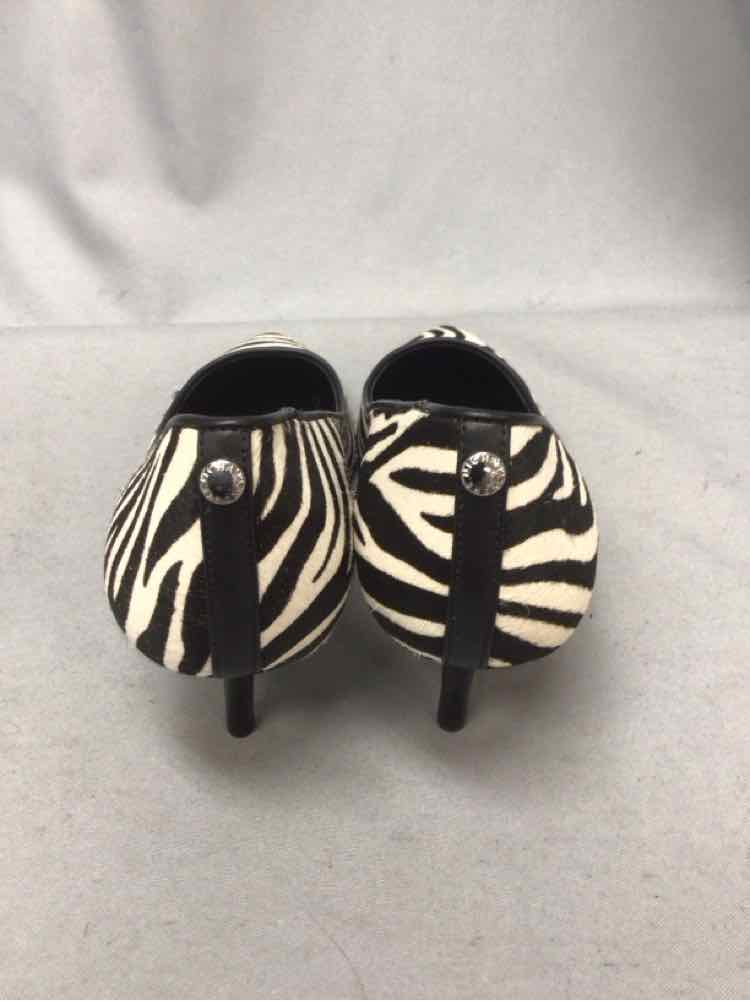 MICHAEL KORS SIZE 6 Ladies SHOES