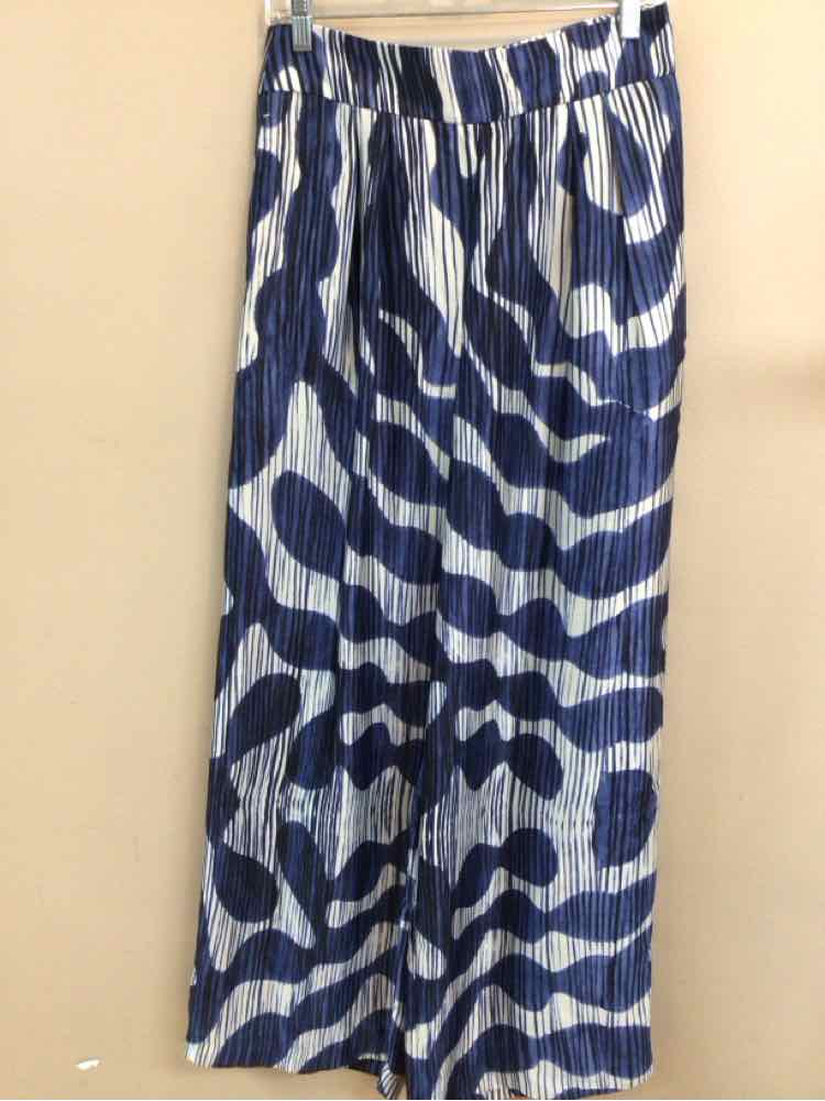 BANANA REPUBLIC SIZE 4 Ladies PANTS