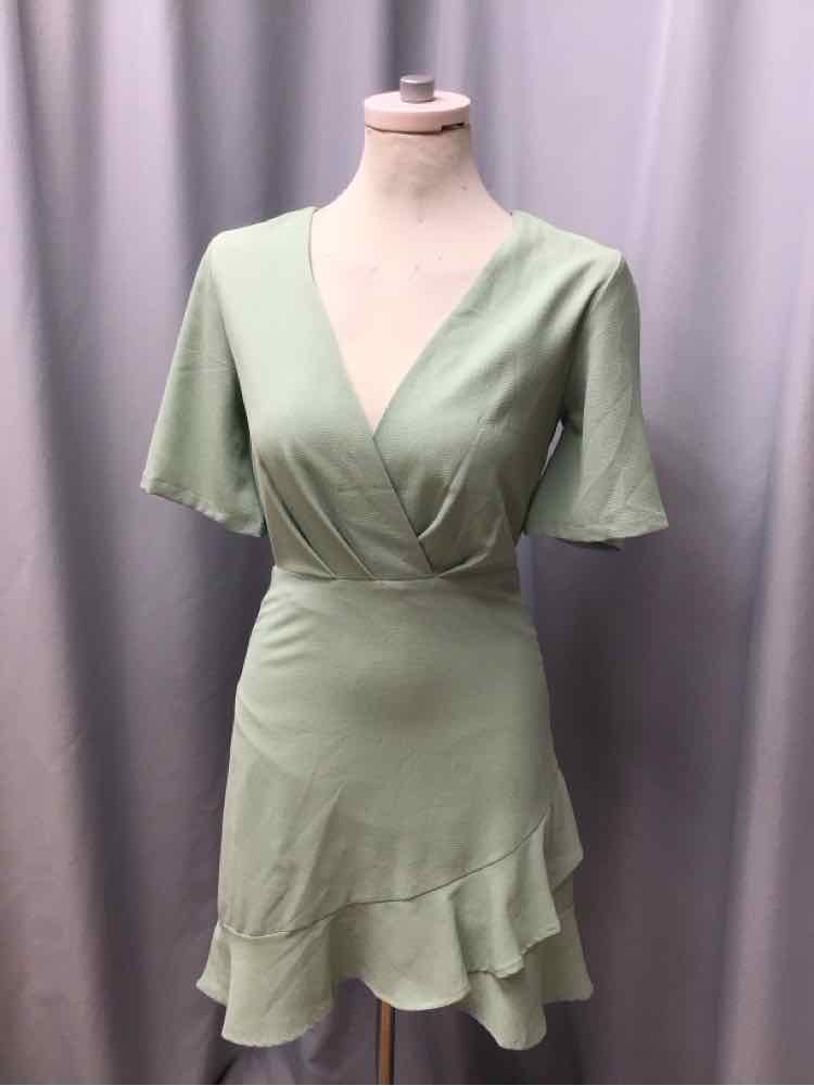 SHE & SKY SIZE SMALL Ladies DRESS
