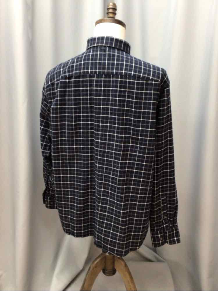 SIZE XX LARGE UNTUCKIT Men's SHIRTS