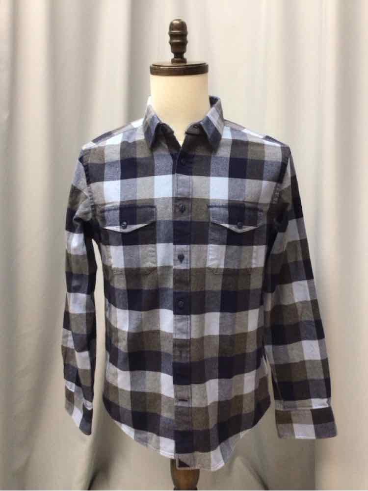 SIZE MEDIUM TUCKERNUCK Men's SHIRTS
