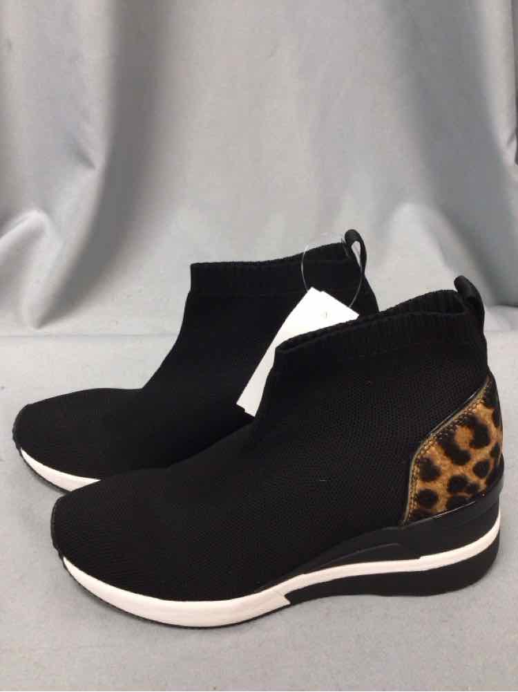 MICHAEL KORS SIZE 6 Ladies SHOES