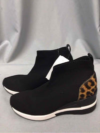 MICHAEL KORS SIZE 6 Ladies SHOES