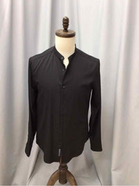 SIZE MEDIUM PERRY ELLIS Men's SHIRTS