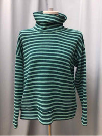 TALBOTS SIZE MEDIUM PET Ladies TOP