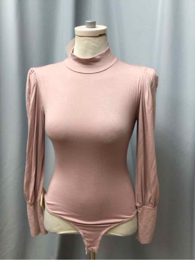 21 SAINTS SIZE SMALL Ladies TOP