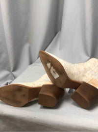 ARIDER GIRL SIZE 5 1/2 Ladies SHOES