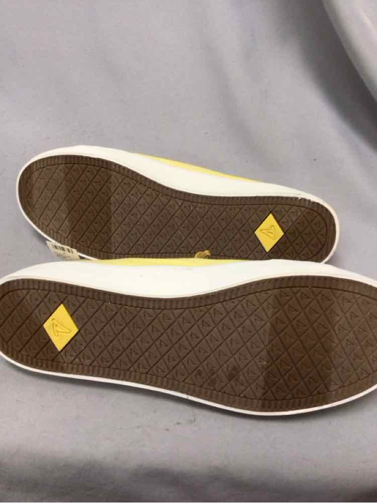 SPERRY SIZE 12 Ladies SHOES