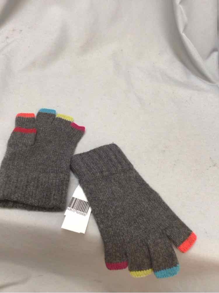 BLOOMINGDALE'S Men's ACCESSORIES
