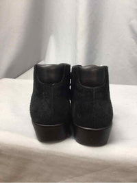 SAS SIZE 8 1/2 Ladies SHOES