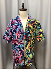 SIZE LARGE UZZI Men's SHIRTS