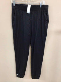 LILLY PULITZER SIZE MEDIUM Ladies PANTS