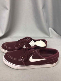 SIZE 11 NIKE Men's SHOES
