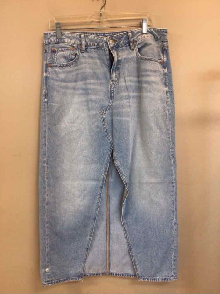 AMERICAN EAGLE SIZE 10 Ladies SKIRT
