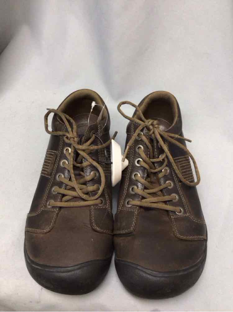 SIZE 11 KEEN Men's SHOES