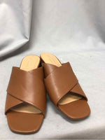 LAUREN CONRAD SIZE 9 1/2 Ladies SHOES